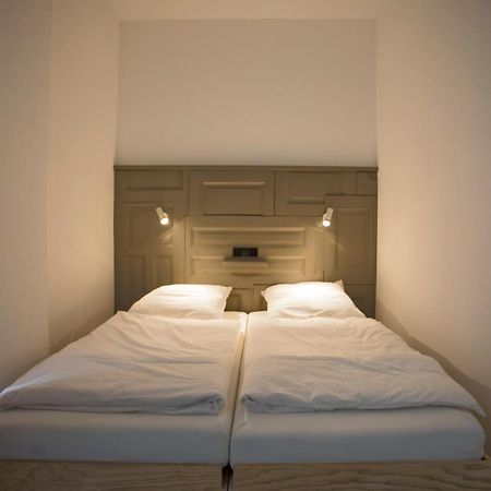 Schillinger-Berlin - dance, sleep, repeat! Aparthotel Kamer foto