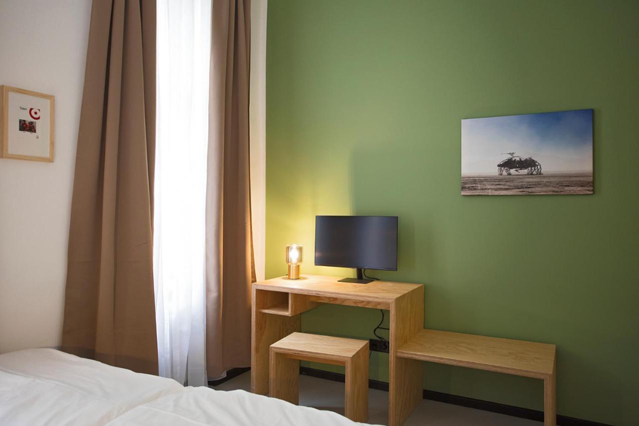 Schillinger-Berlin - dance, sleep, repeat! Aparthotel Buitenkant foto