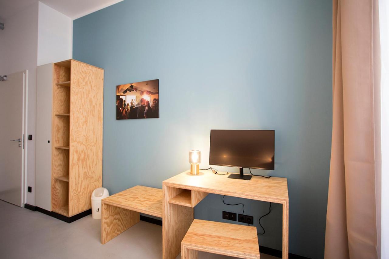 Schillinger-Berlin - dance, sleep, repeat! Aparthotel Buitenkant foto